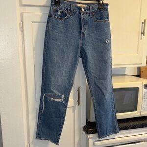 Levi's Classic Blue Distressed wedgie fit rawhem Jeans 25
